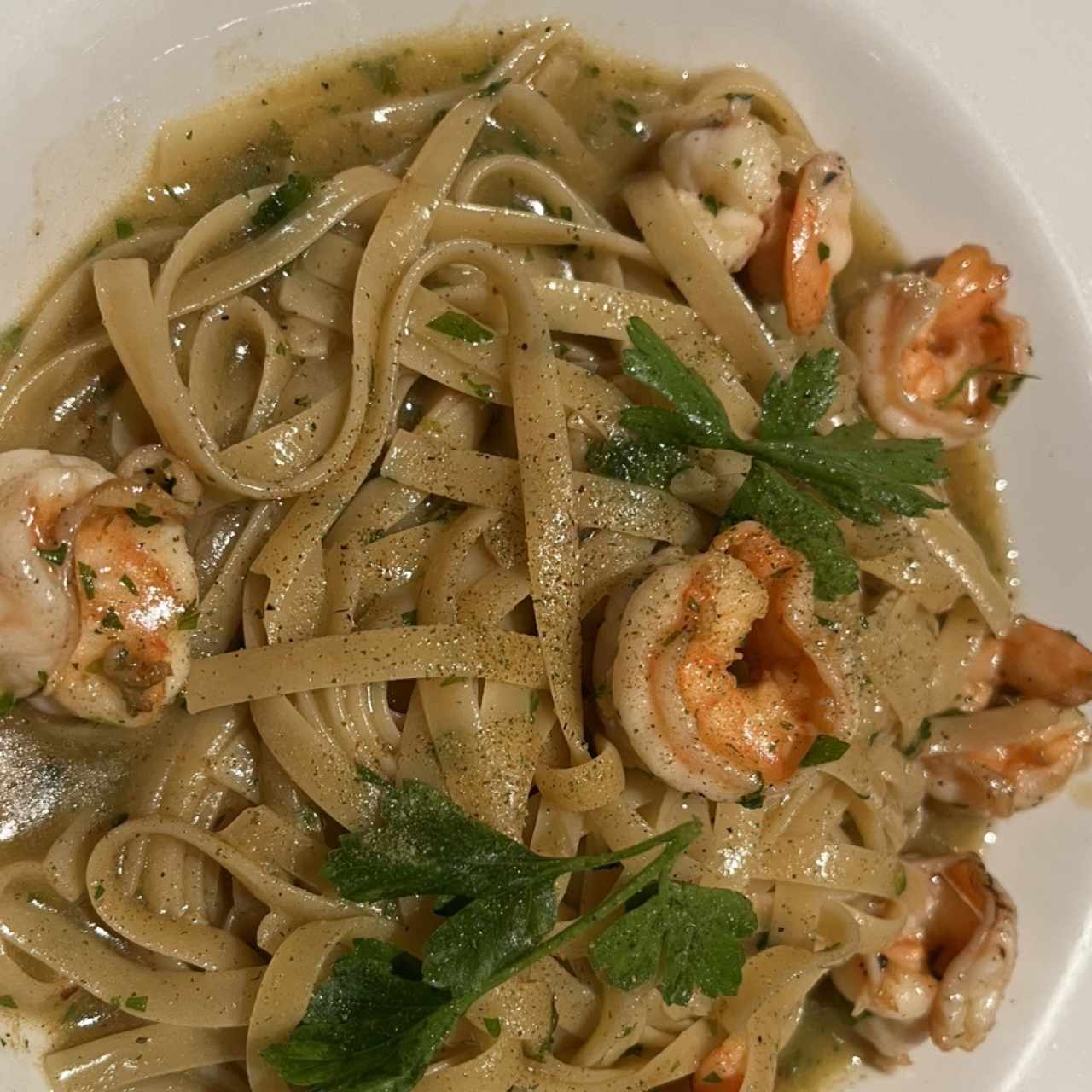 Fetuccini Aglio, Olio E Gamberetti