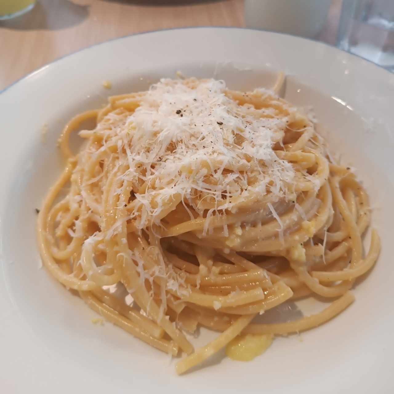 Bucatini Cacio E Pepe