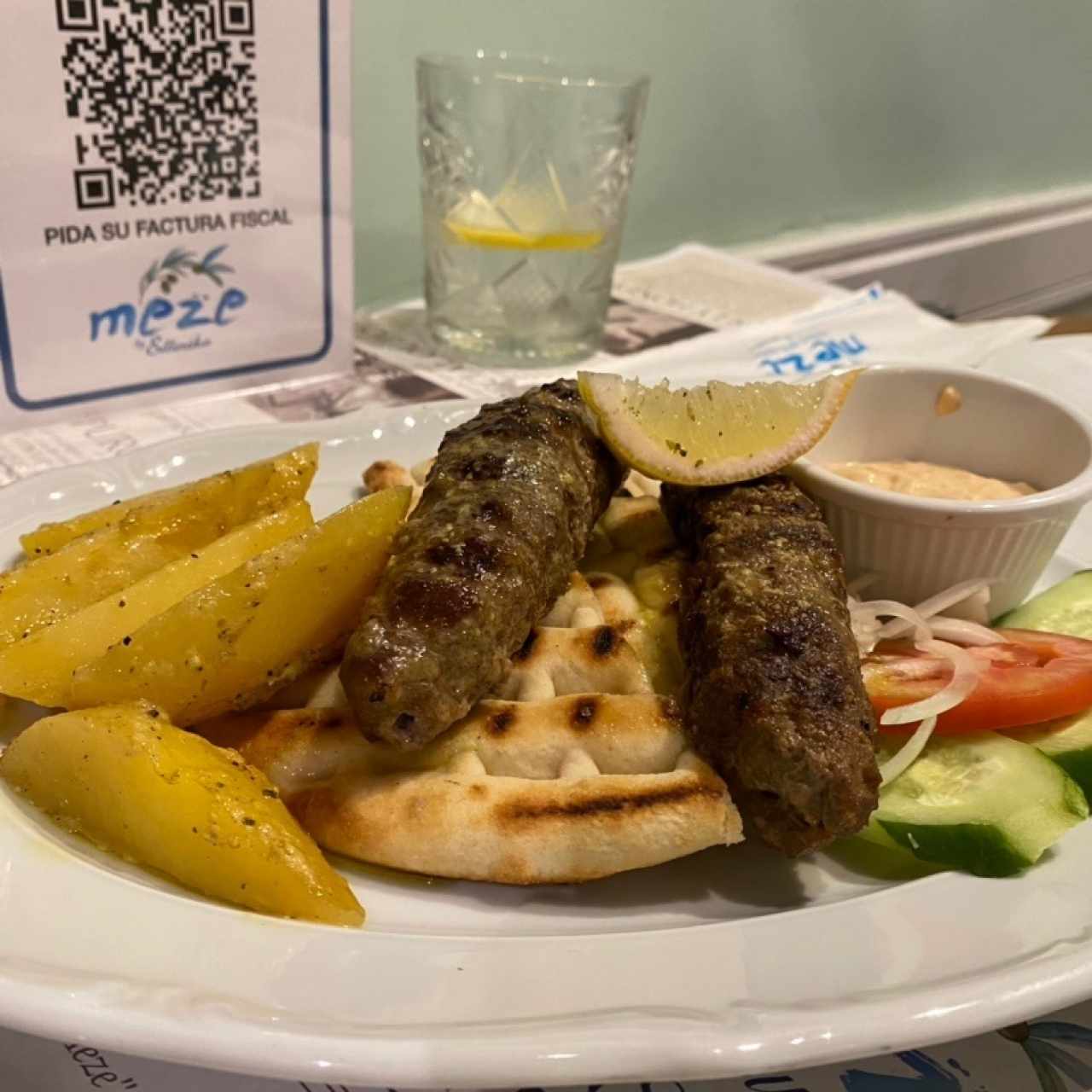 Platos Fuertes - Kebap sjara