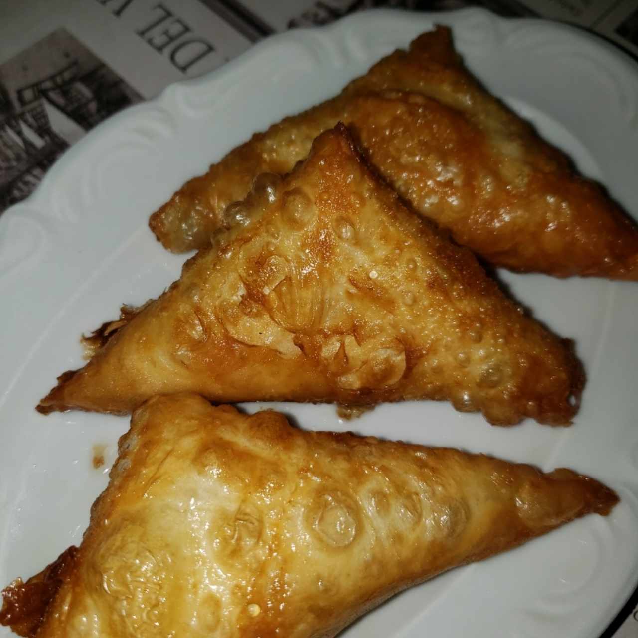 Empanadas de masa de filo y queso feta.  una delicia!!!