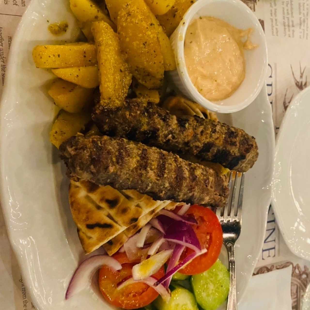 Platos Fuertes - Kebap sjara