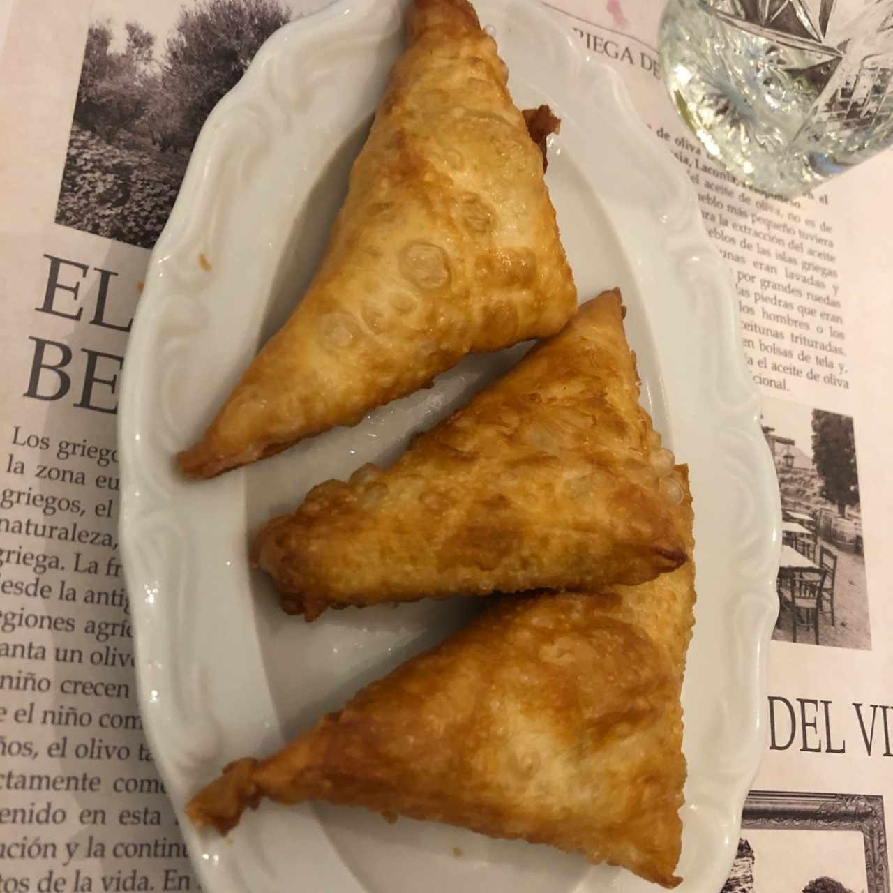 empanadas de queso feta