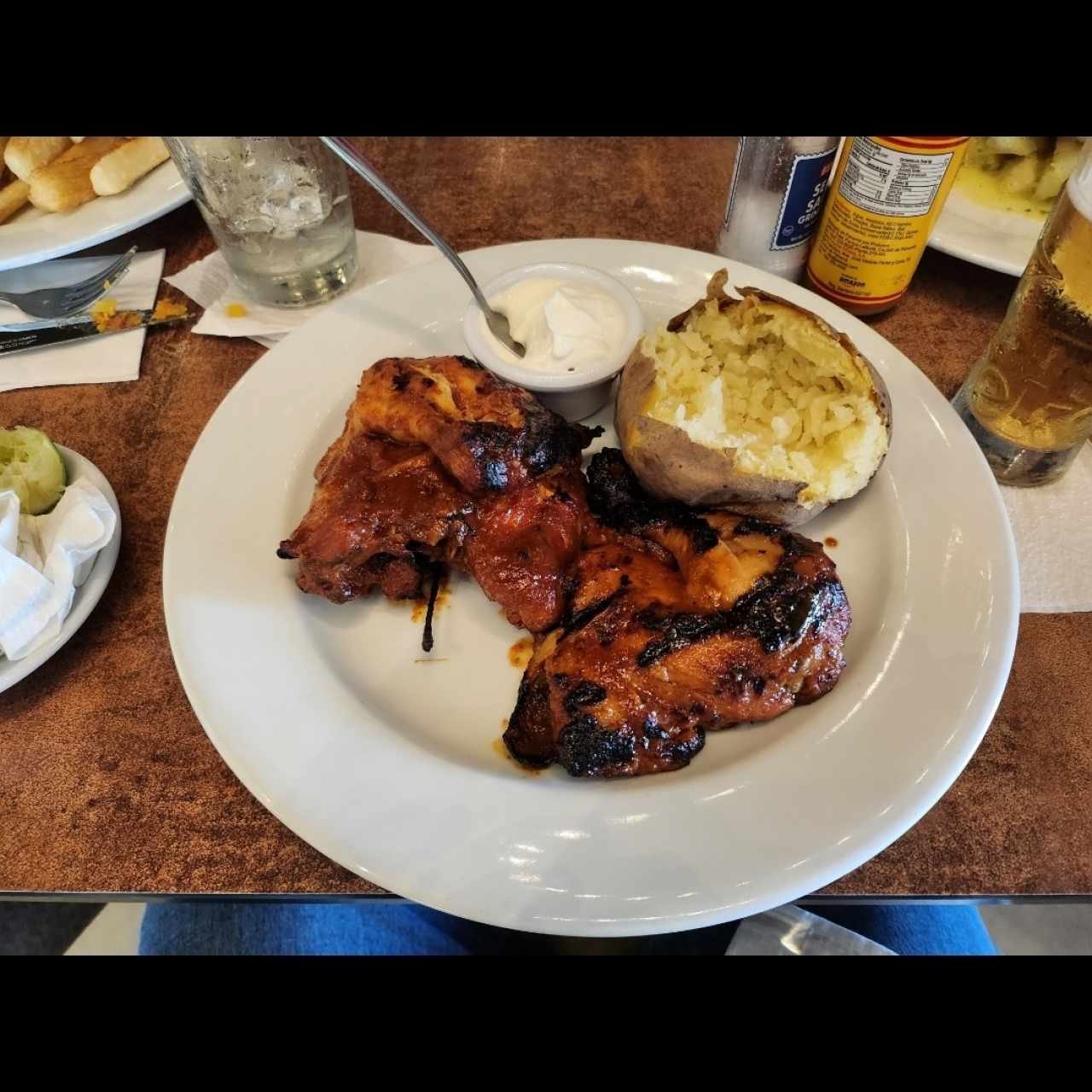 POLLO GALETO CON PAPA ASADA