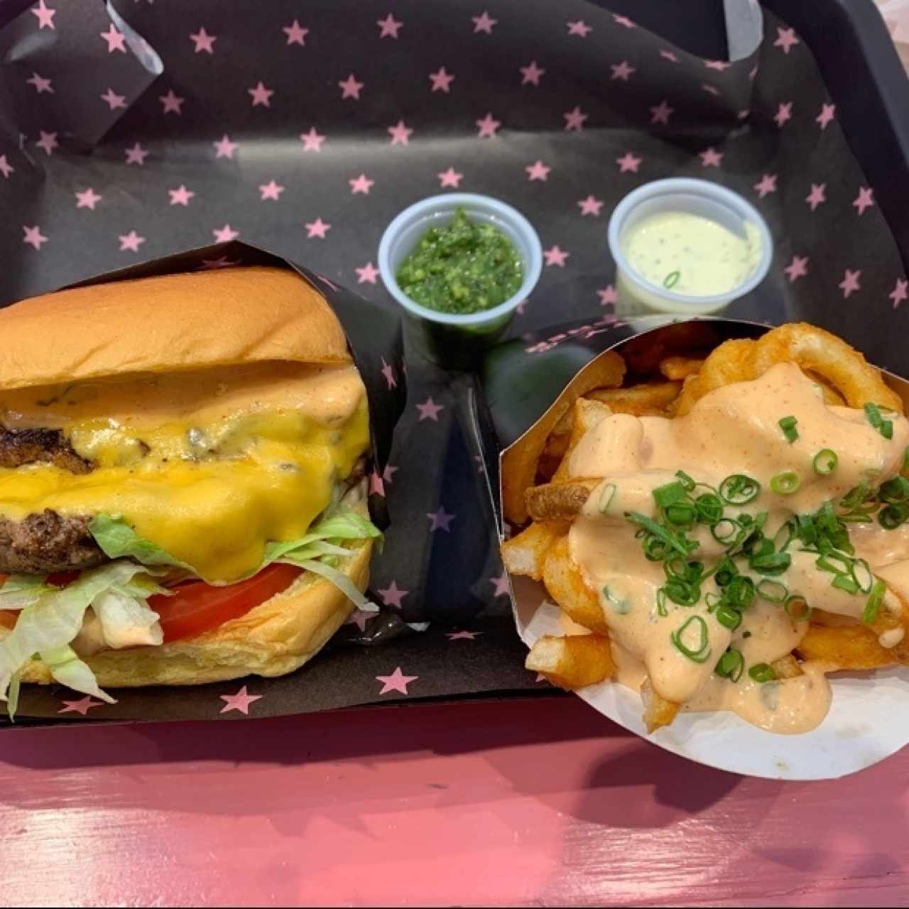 cheeseburguer doble + curly fries