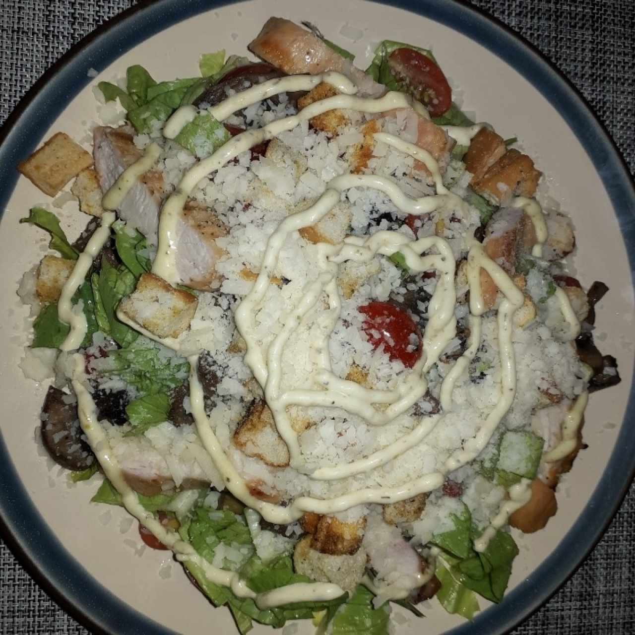 Ensalada César con Pollo