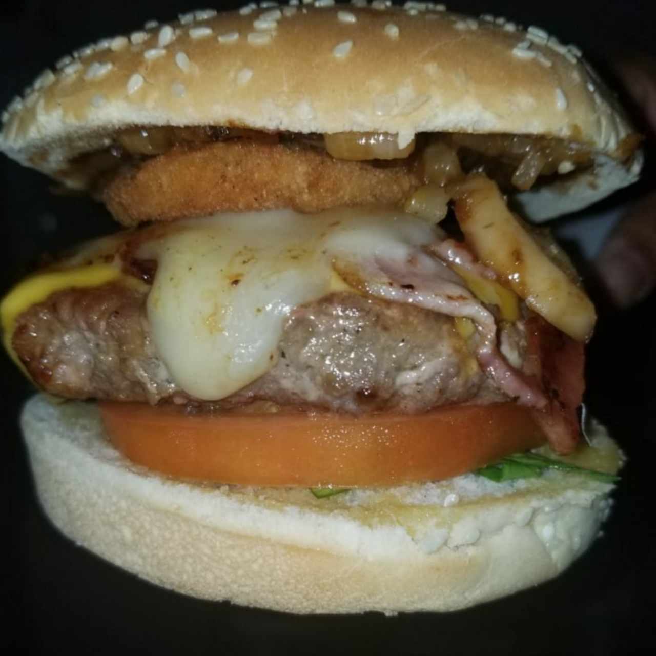 Hamburguesa Yoshi.