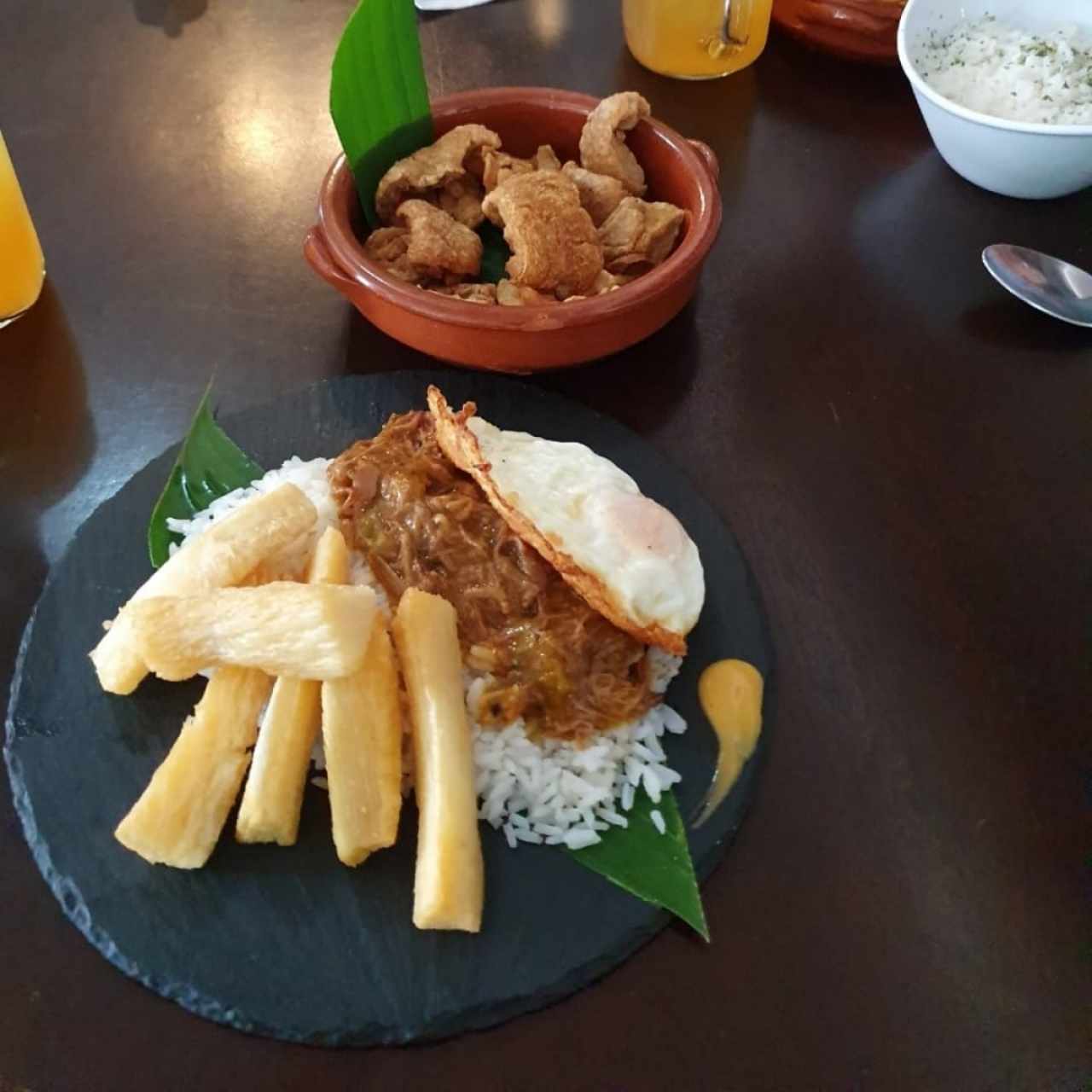 Ropa Vieja a Caballo