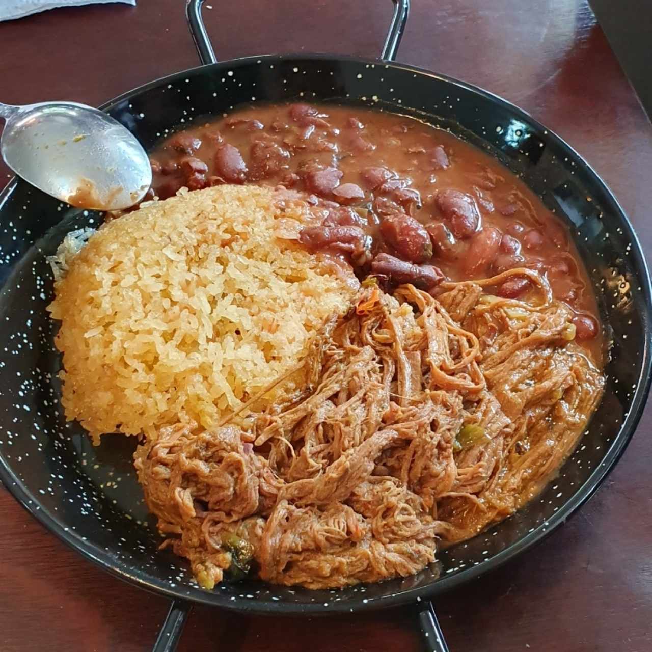 ropa vieja concolon y porotos