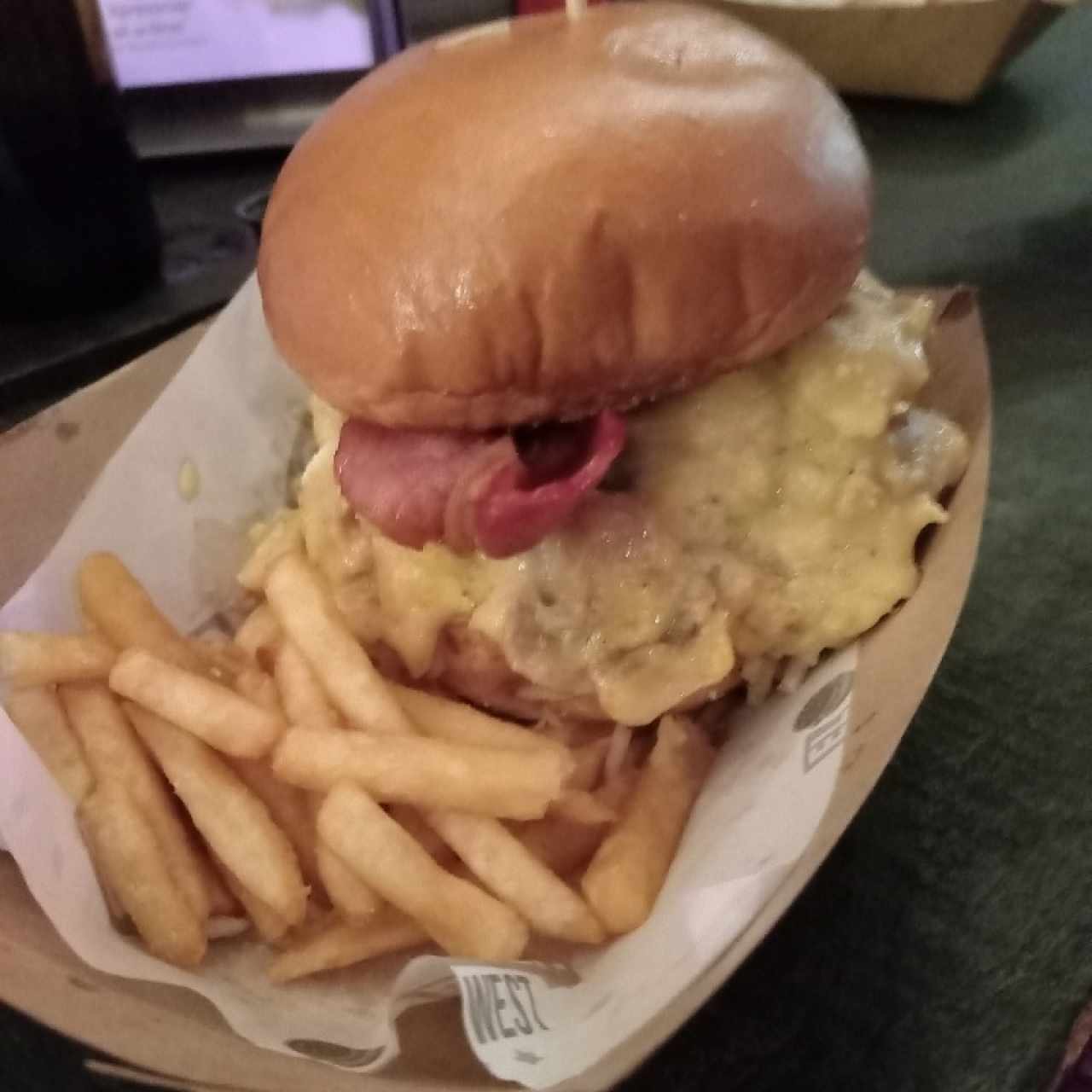 Roro burger 