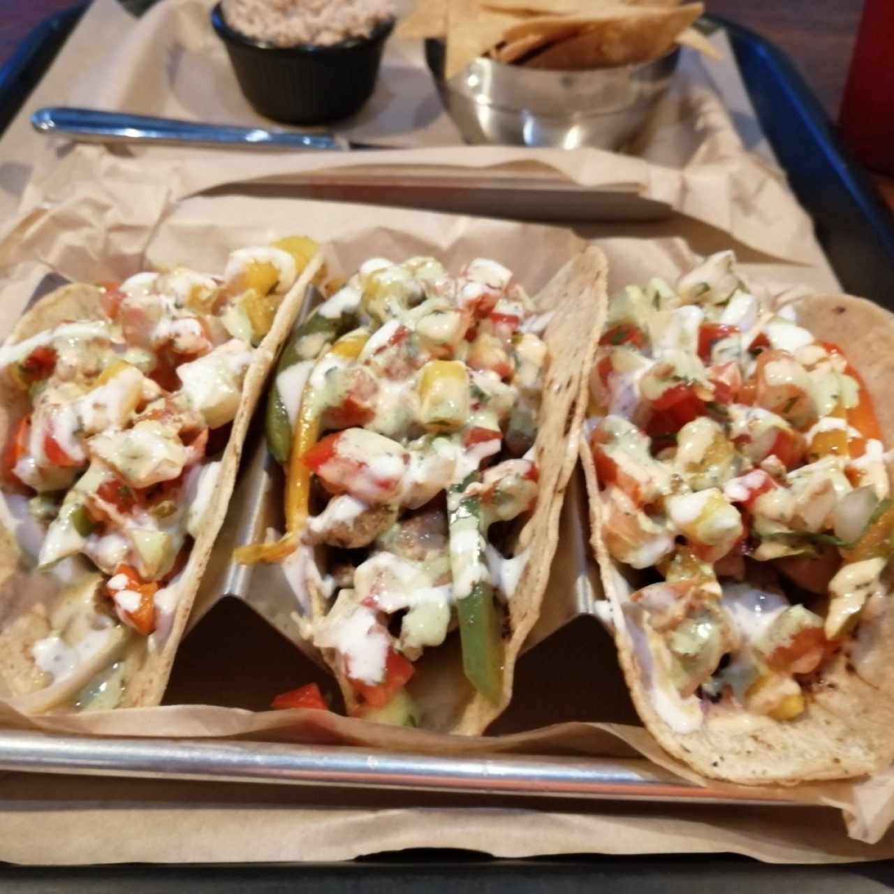 Tacos de Pescado, Pollo y Carne