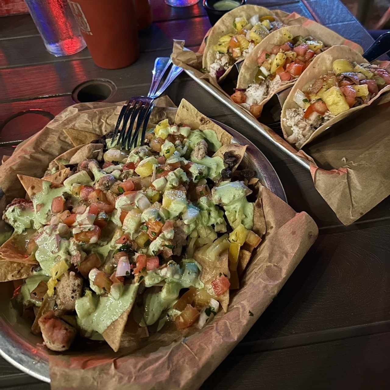 Más Popular - Full-On Nachos