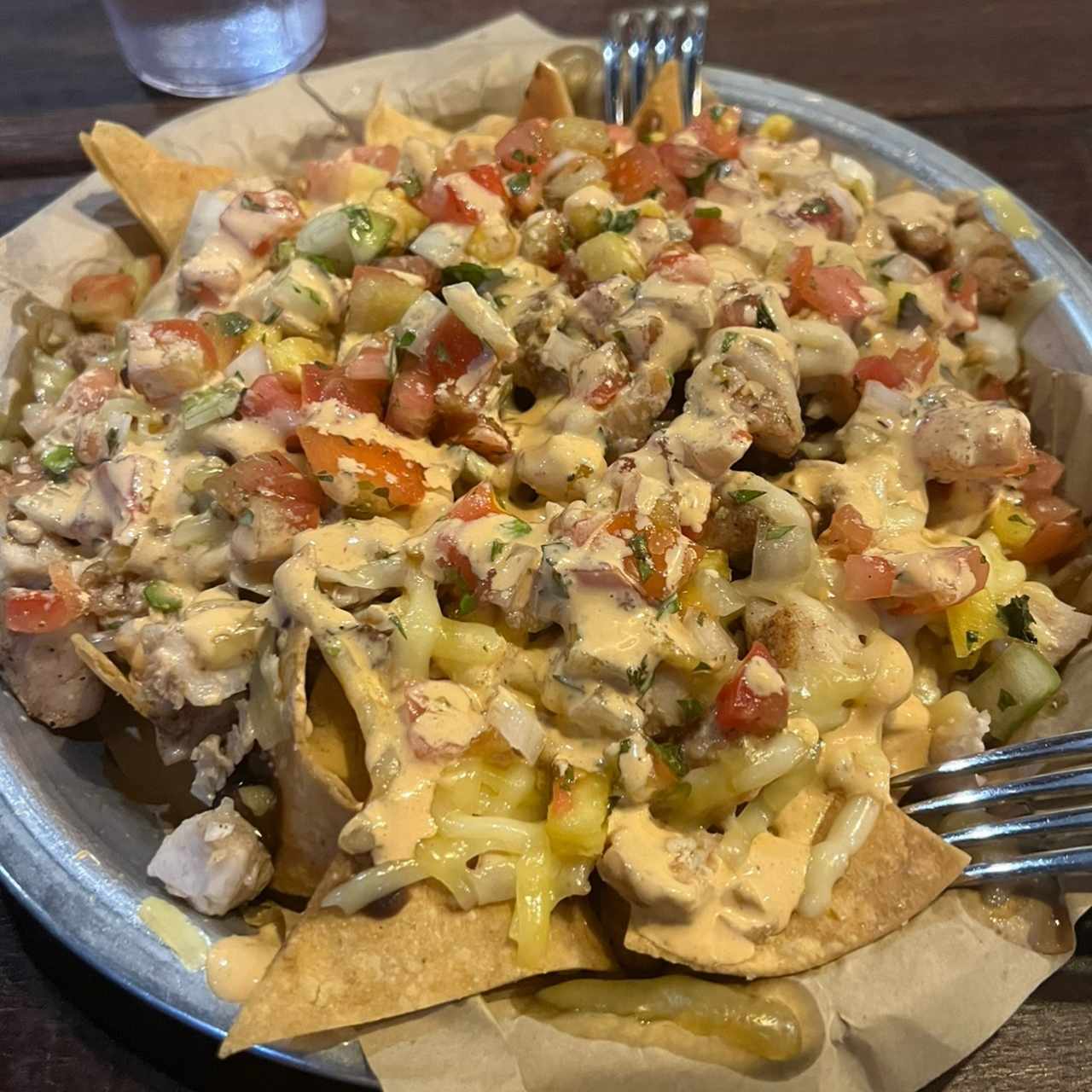 Más Popular - Full-On Nachos