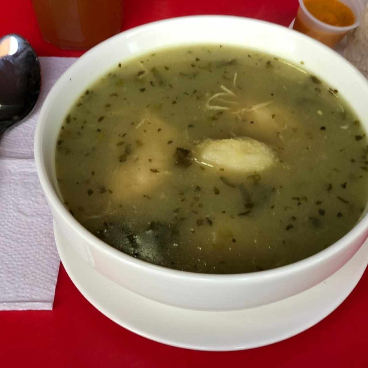 sancocho a otro nivel. Tenia tiempo que no probaba uno tan bien condimentado. full recomendado