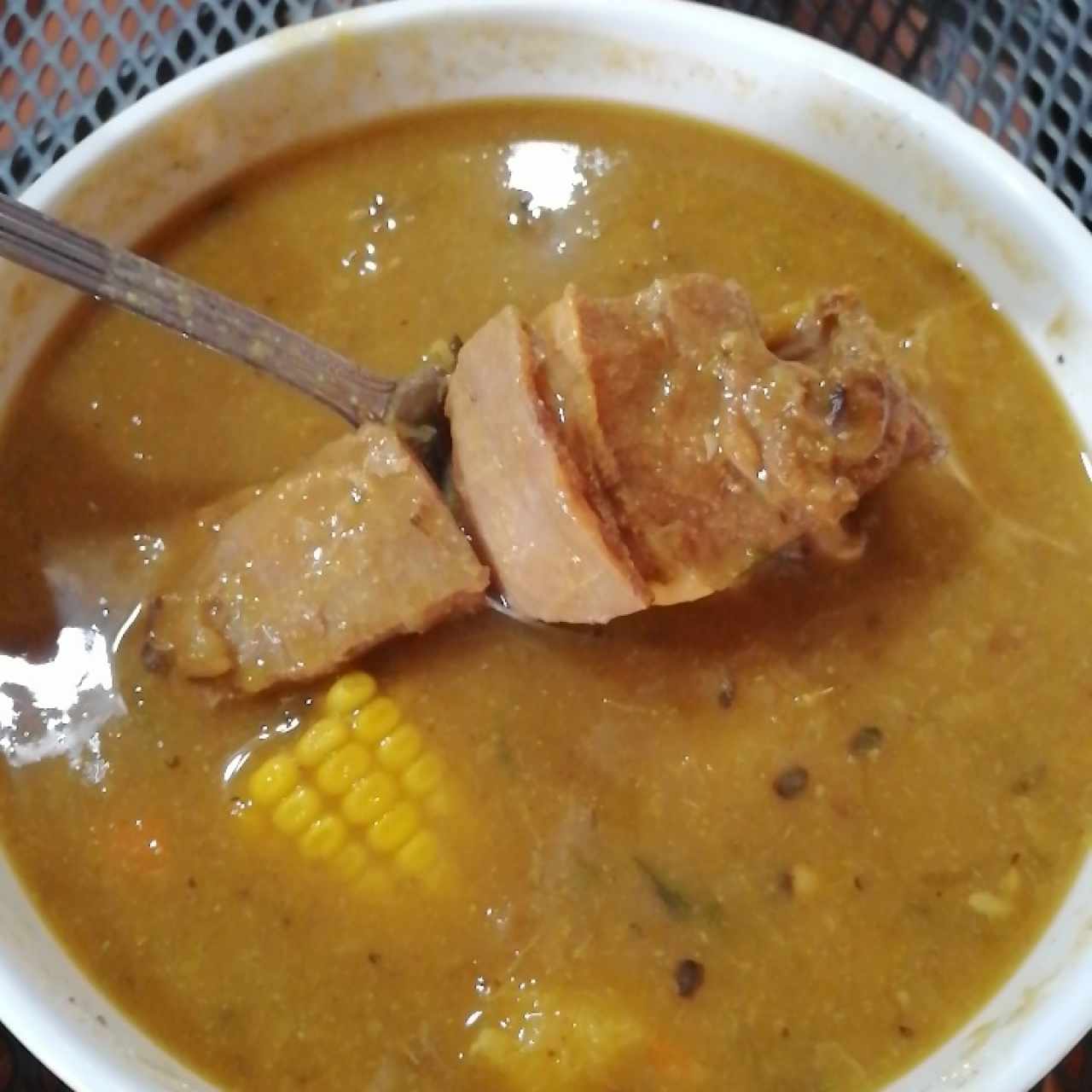 sopa de Costilla de Res