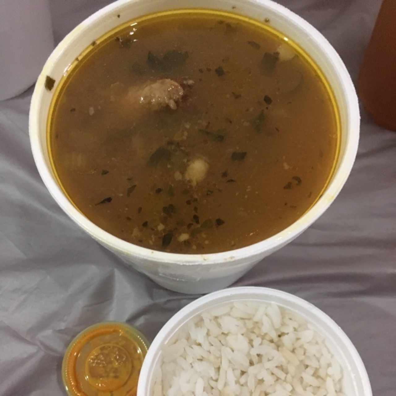 sopa de costilla