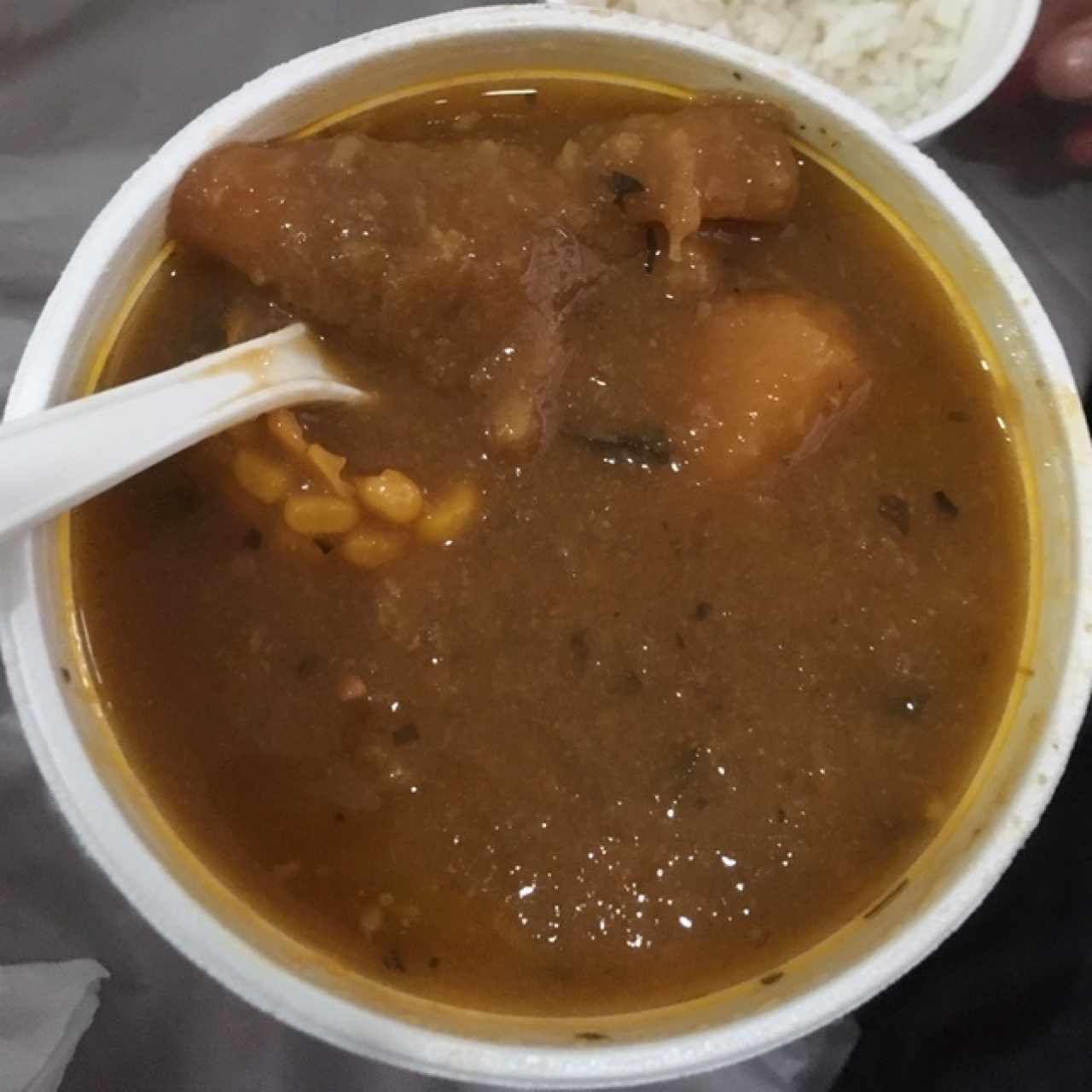 sopa de lenteja