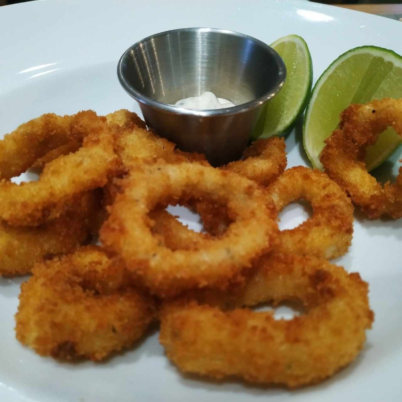 CALAMARI FRITO / FRIED CALAMARI