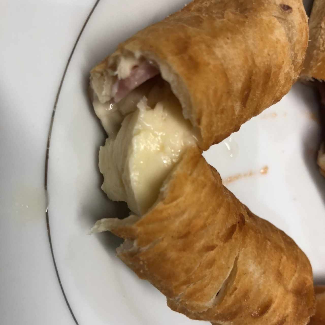 tequeño con jamón y queso