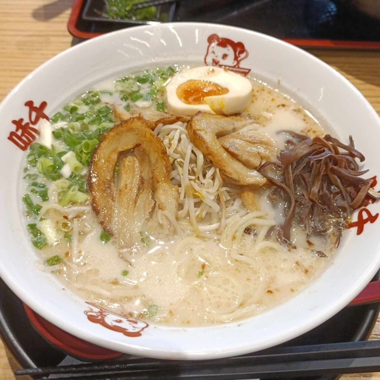 white shiro ramen