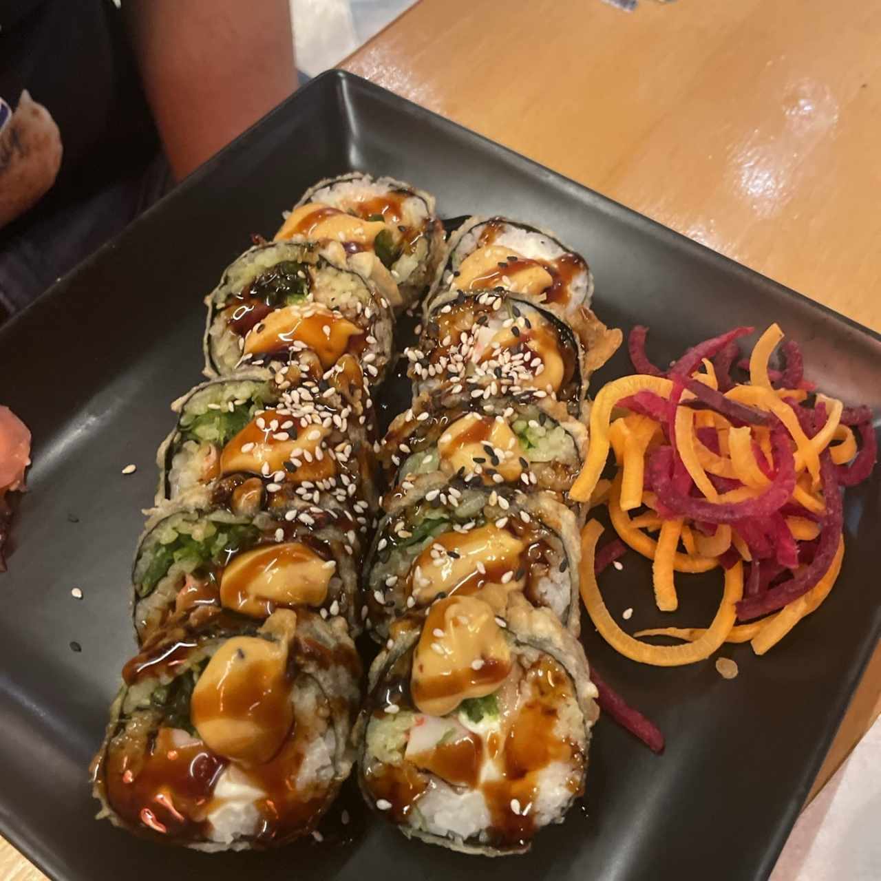 SUSHI - TEMPURA ROLL