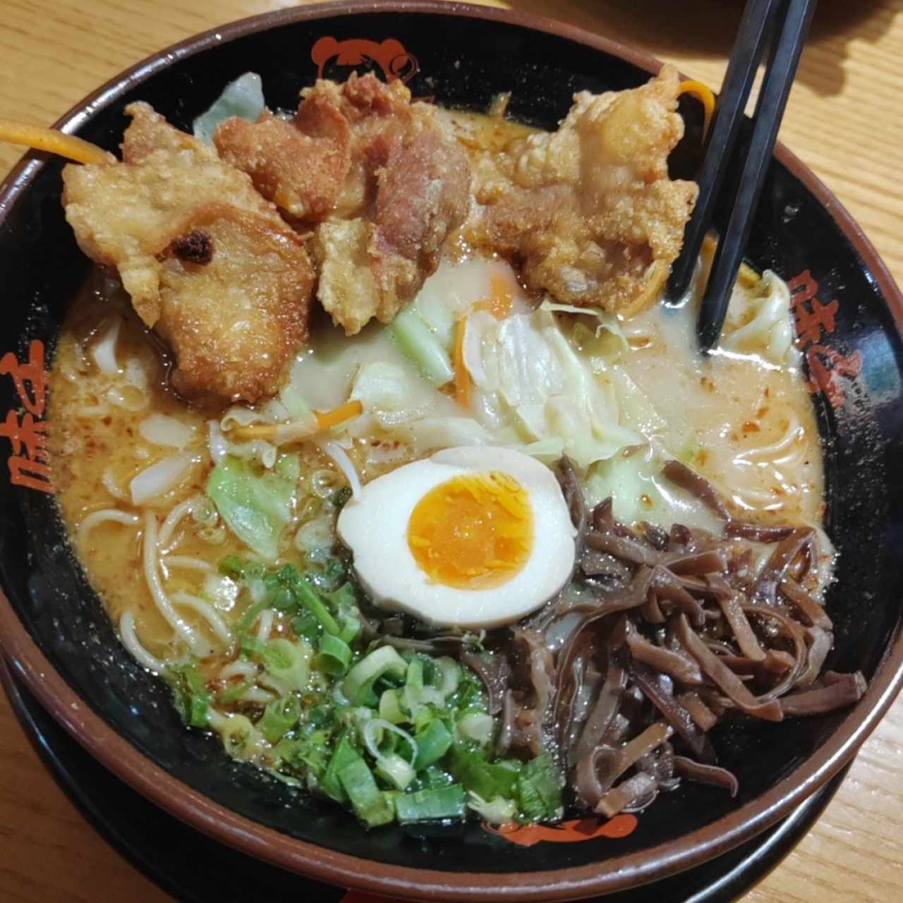 Ramen de karaage de Pollo