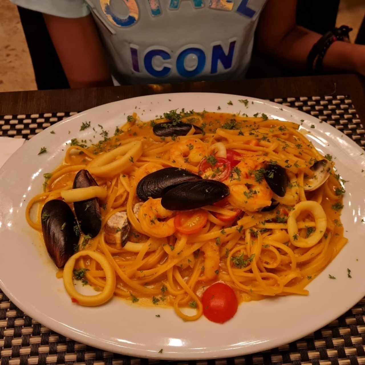 spaghetti di fruti de mare