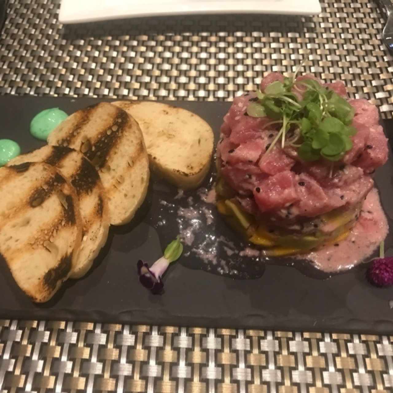 tartar de atún