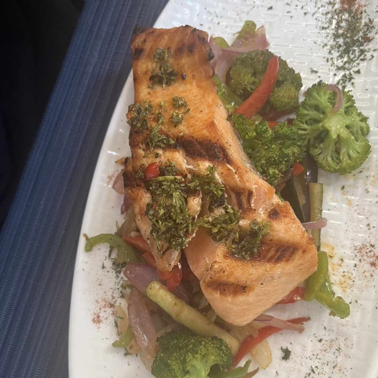 Salmón al grill