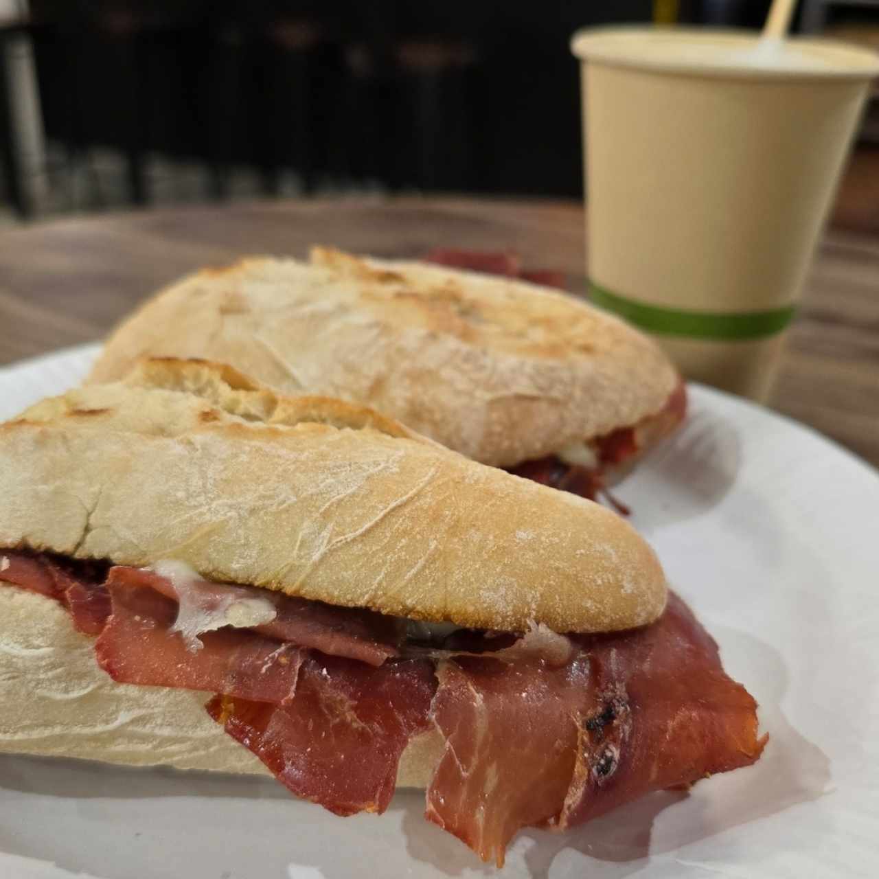 Bocadillo de jamón ibérico