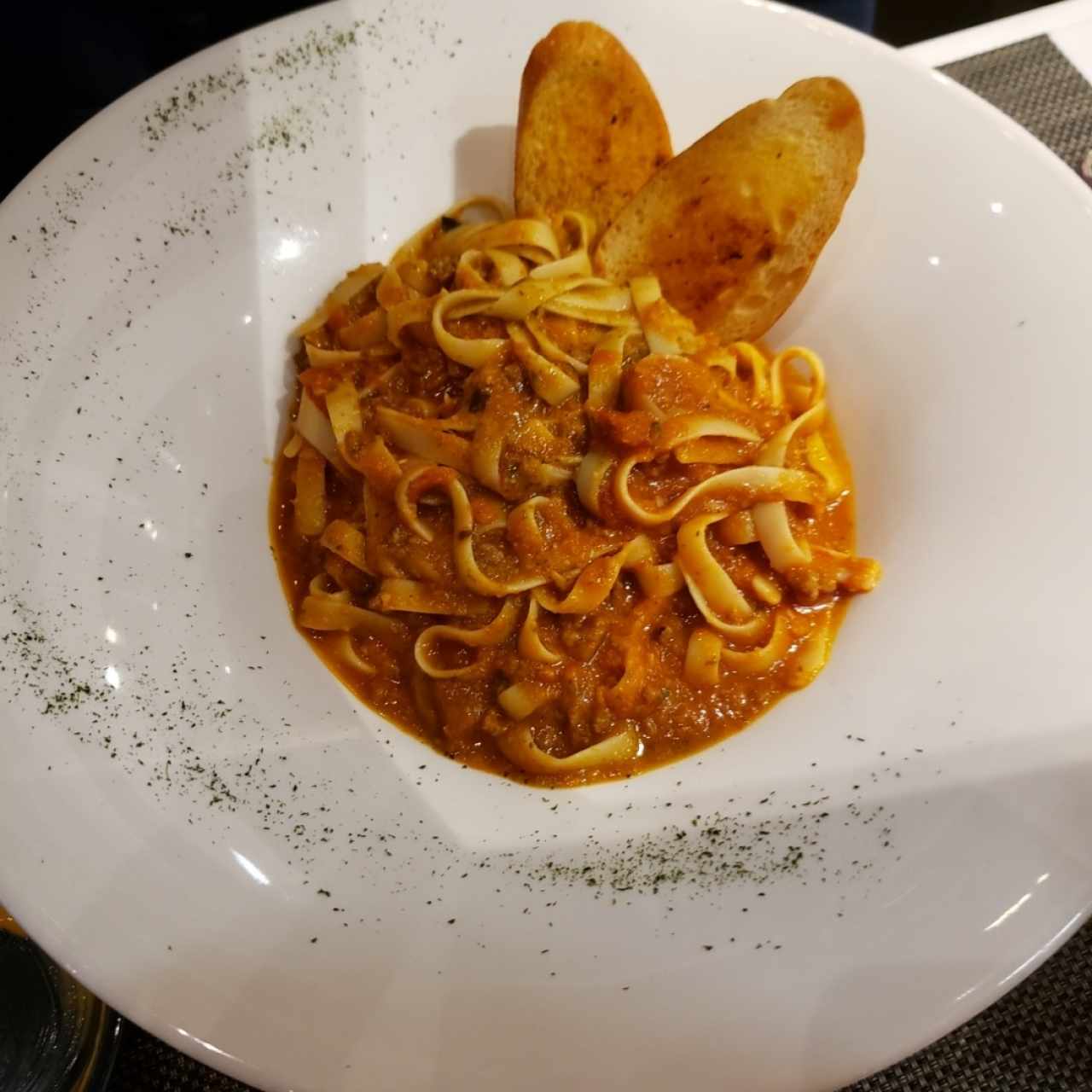 linguini boloñesa 