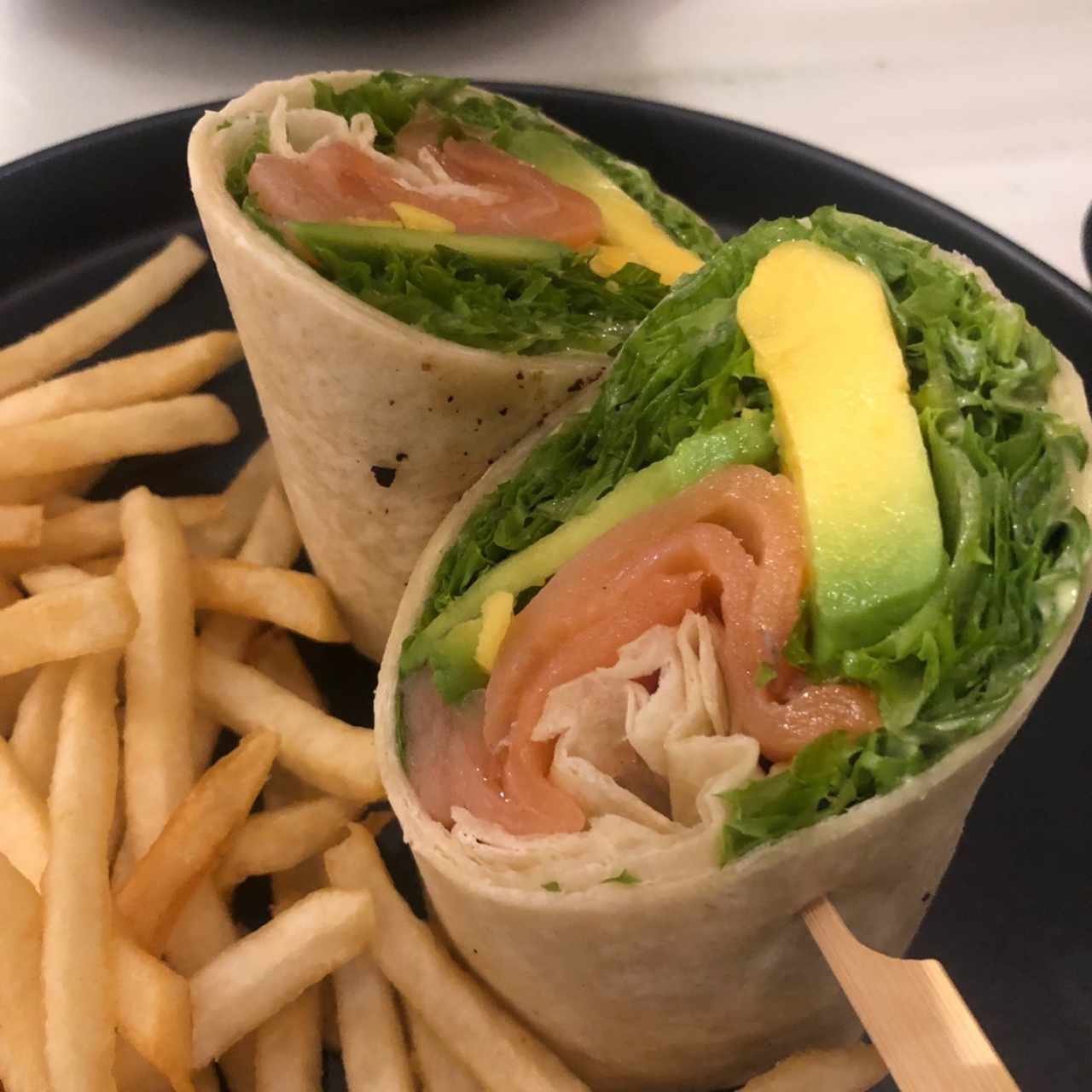 Salmon wrap with fries 