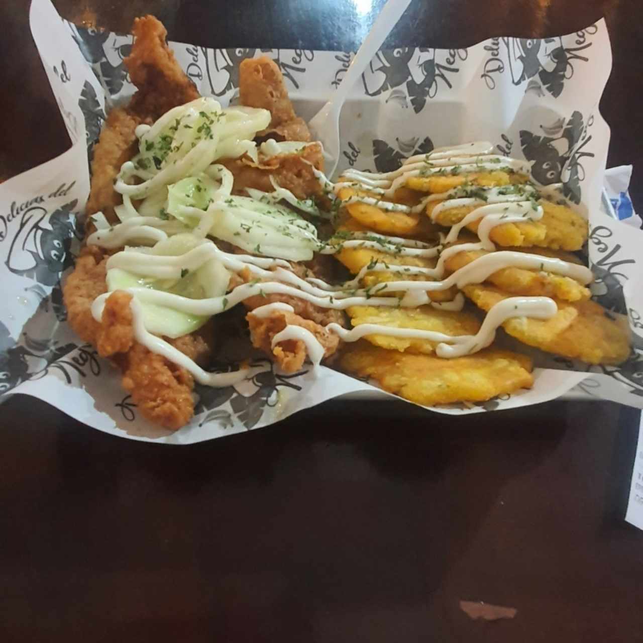 Pescado con patacones