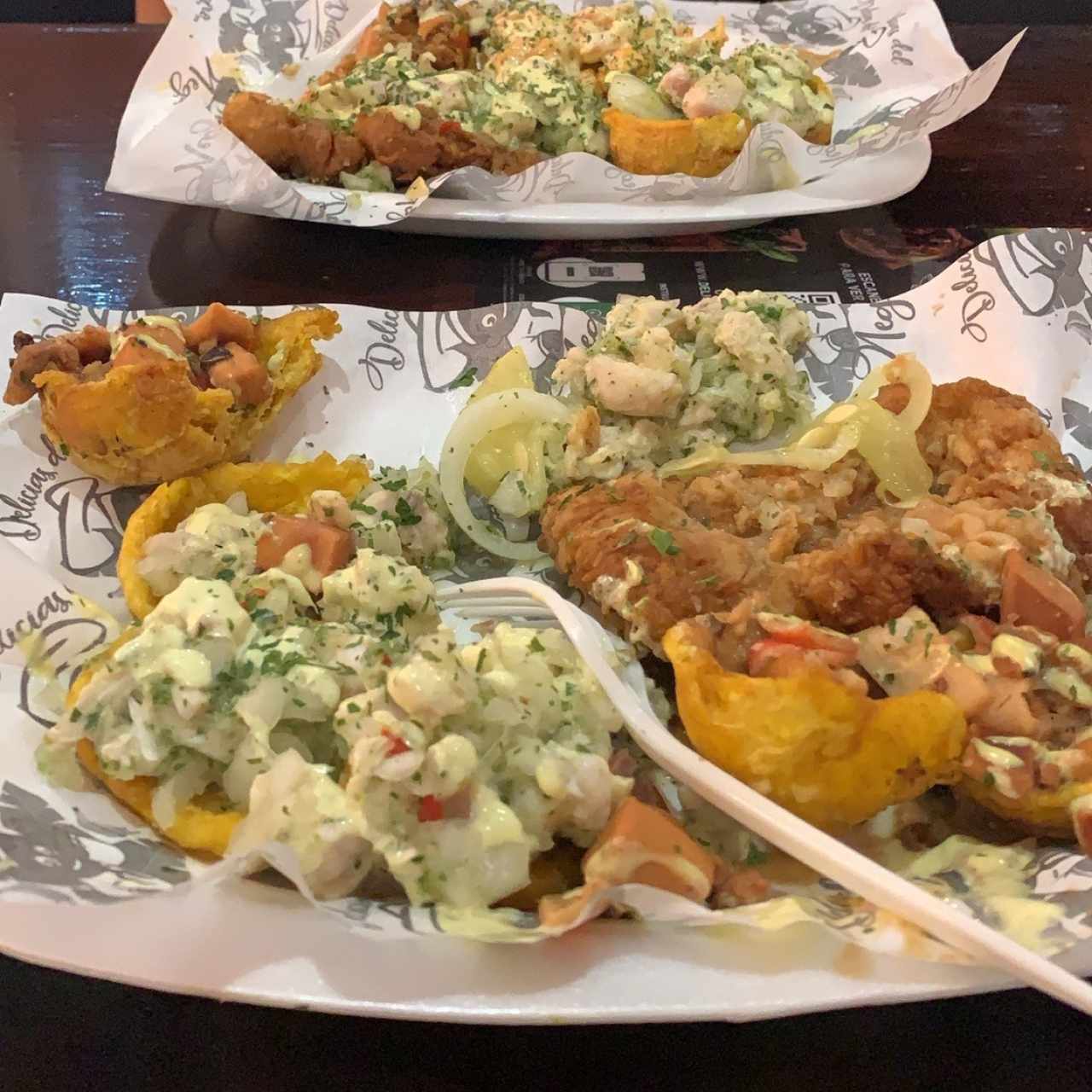 Pescado al Escaveche con mixto de mariscos