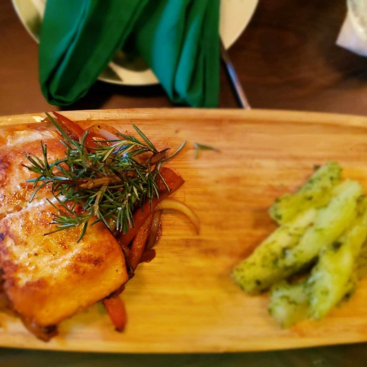 salmón al grill