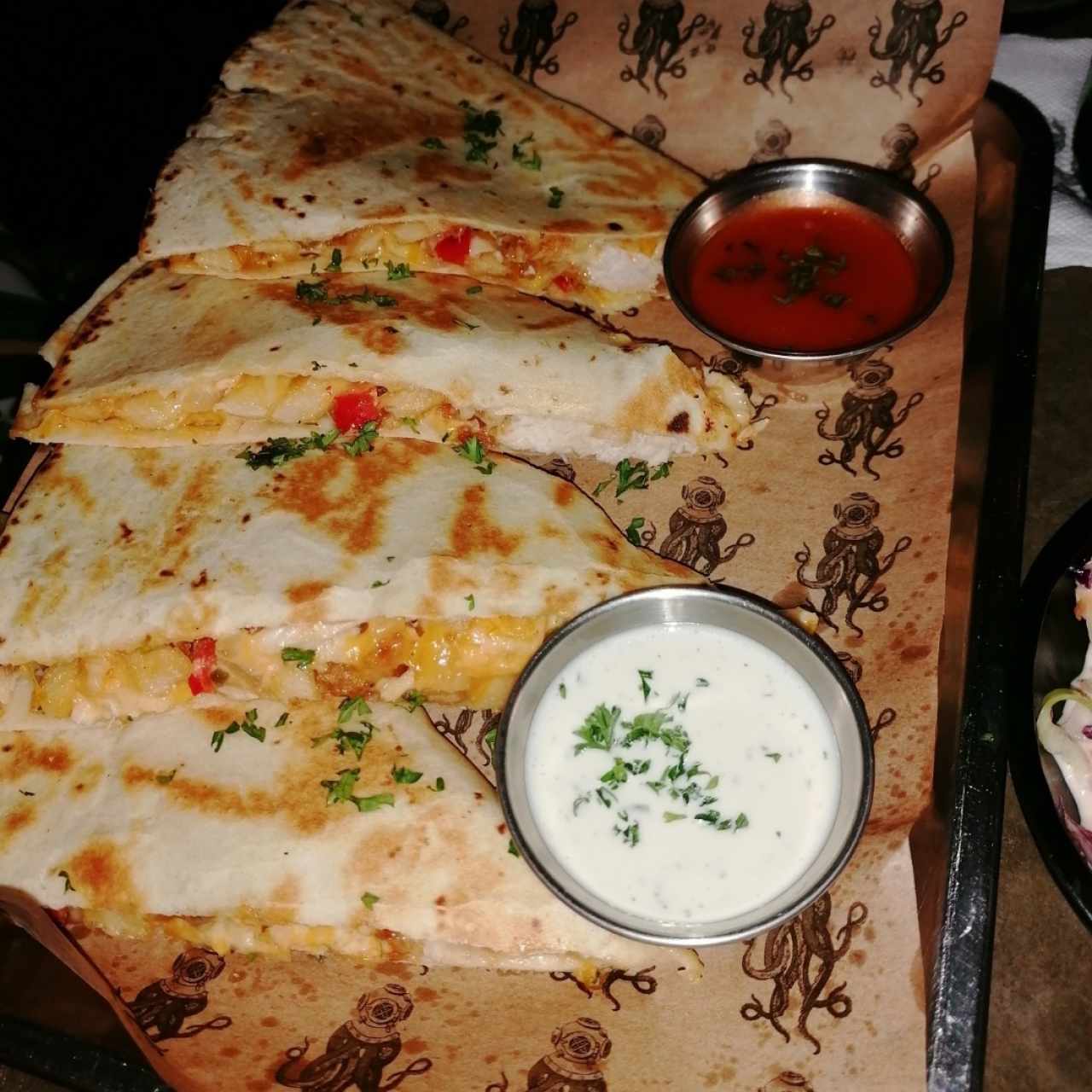 Menú - La Chicken Quesadilla