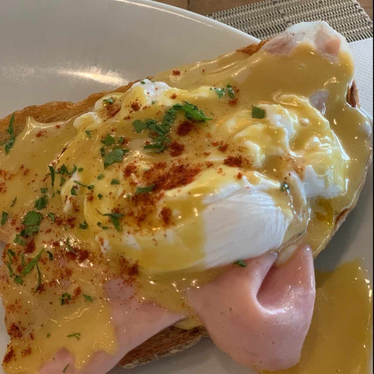 huevos benedict 