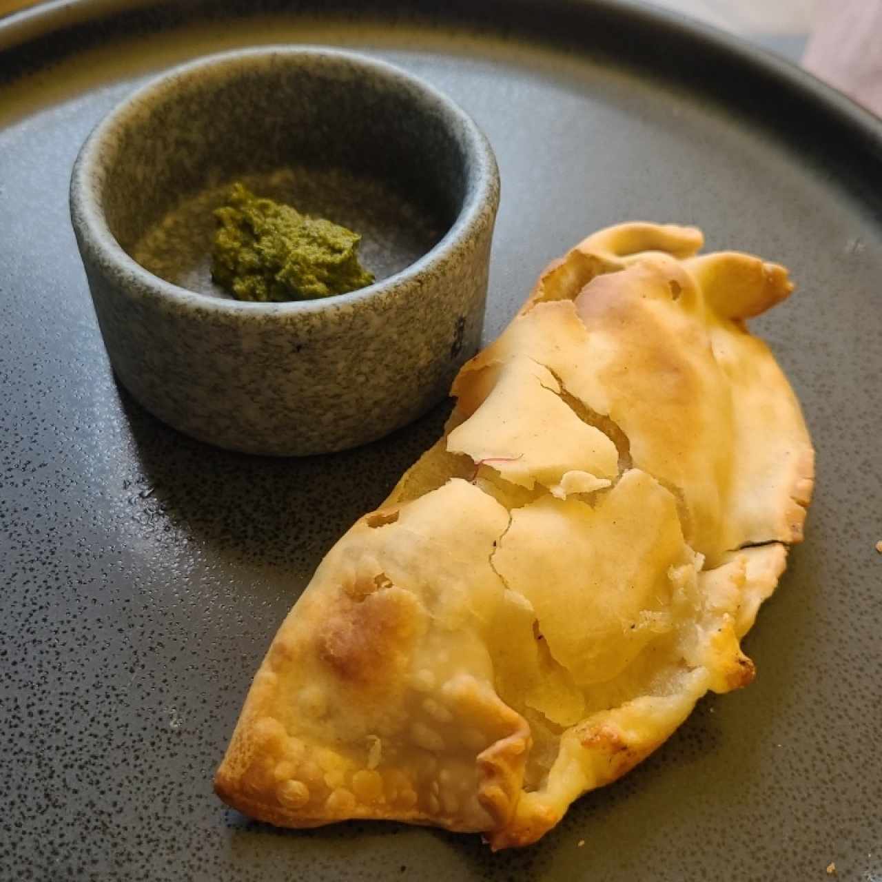 Bakery / Salados - Empanada de Mozzarella