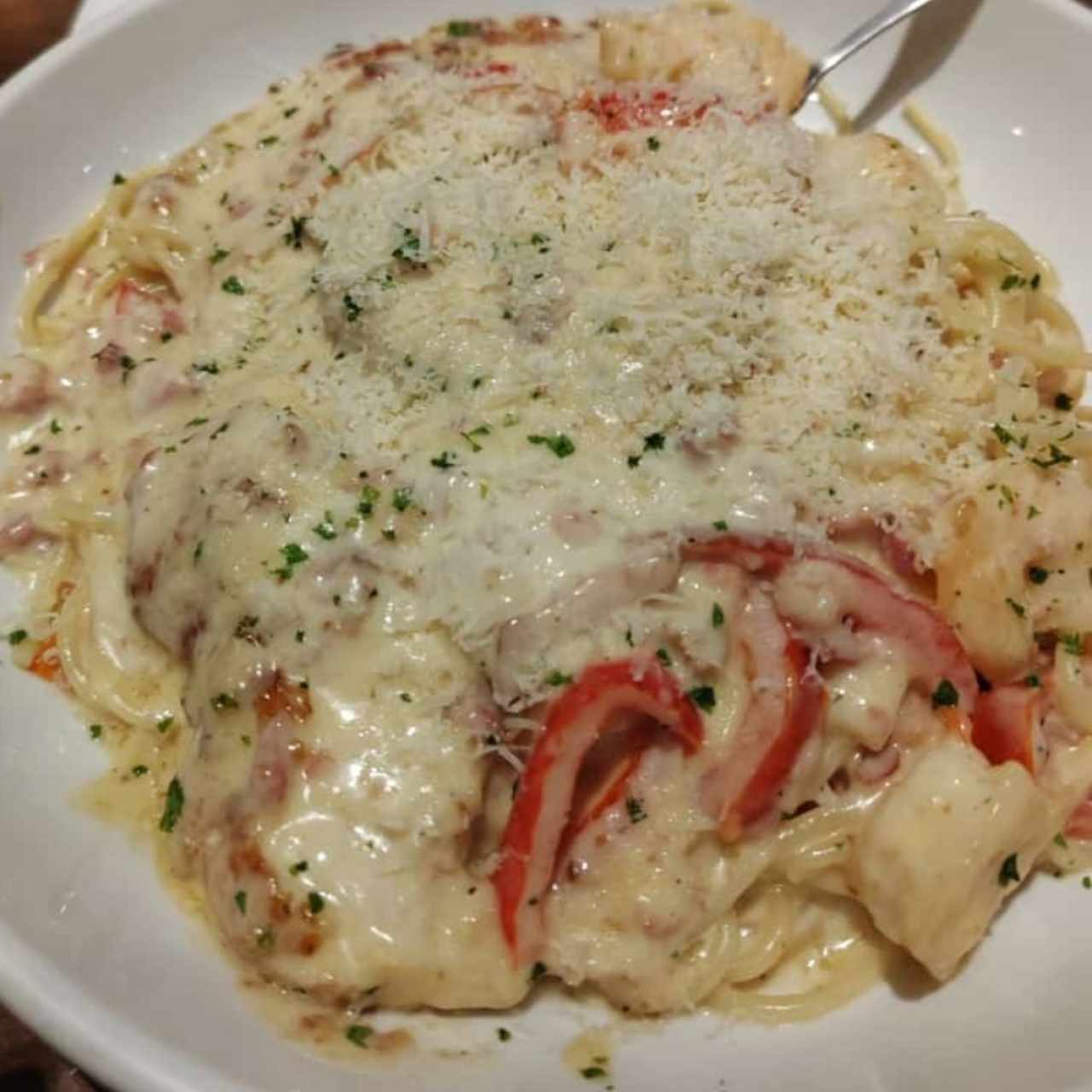 Chicken and shrimp Carbonara