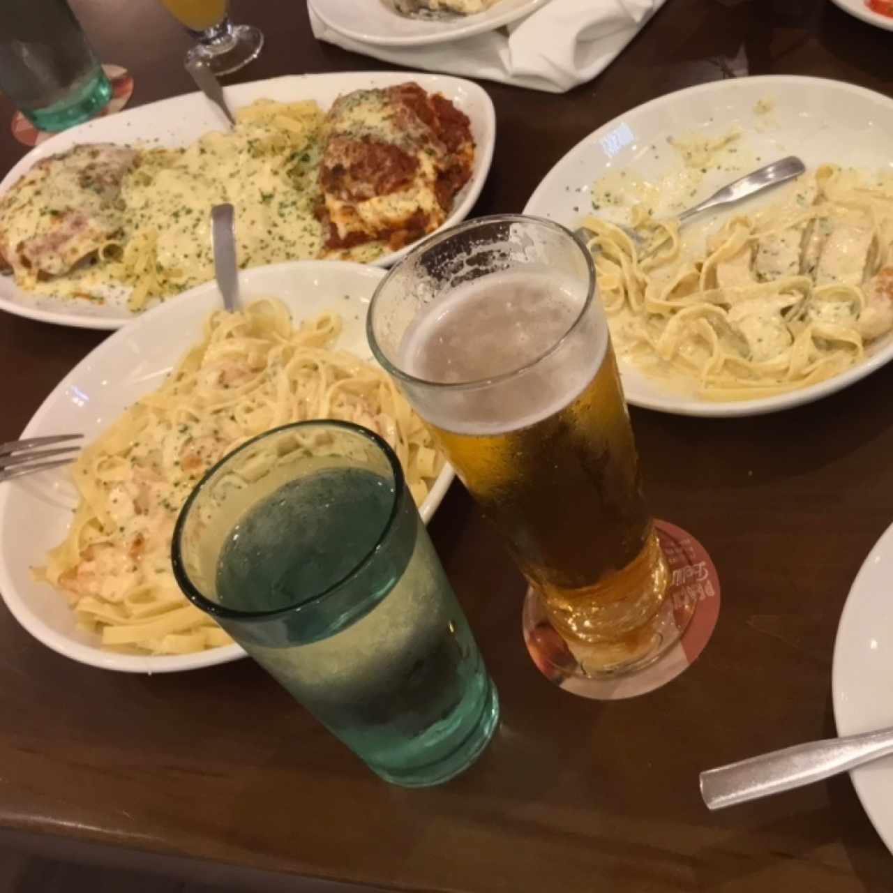 Tour of Italy, Shrimp alfredo, Chicken alfredo