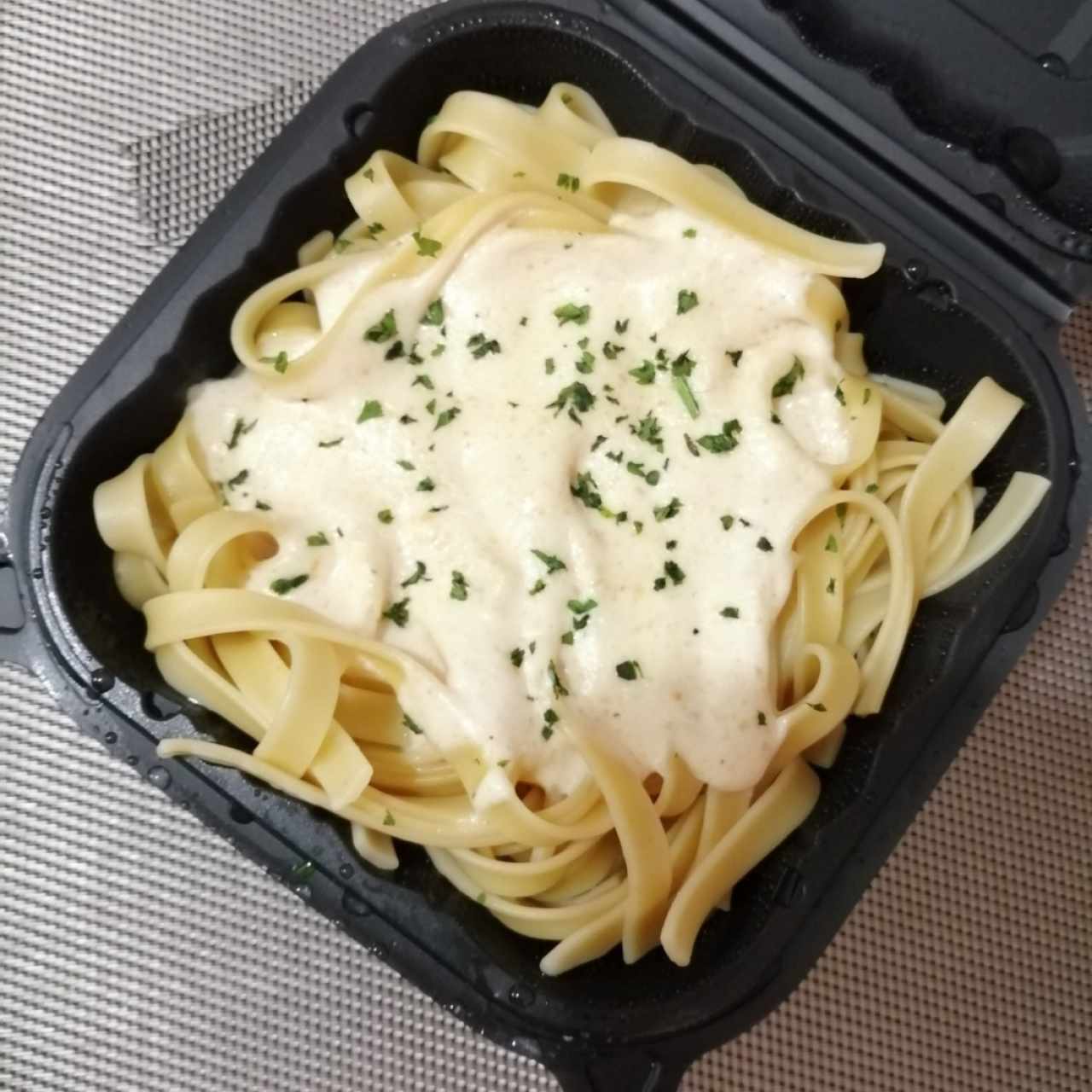 Fettuccine Alfredo