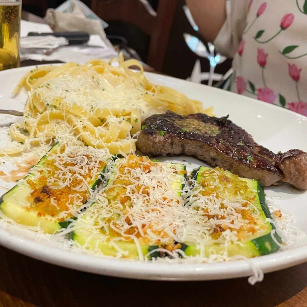 6 Oz Sirloin With Fettucine Alfredo