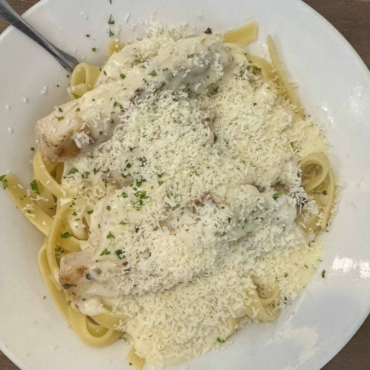 Amazing Alfredos - Fettuccine Alfredo