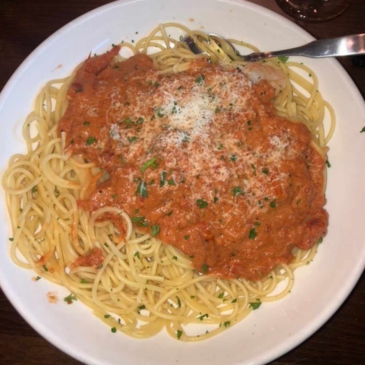 Pasta con dalsa 5 quesos y camarones!