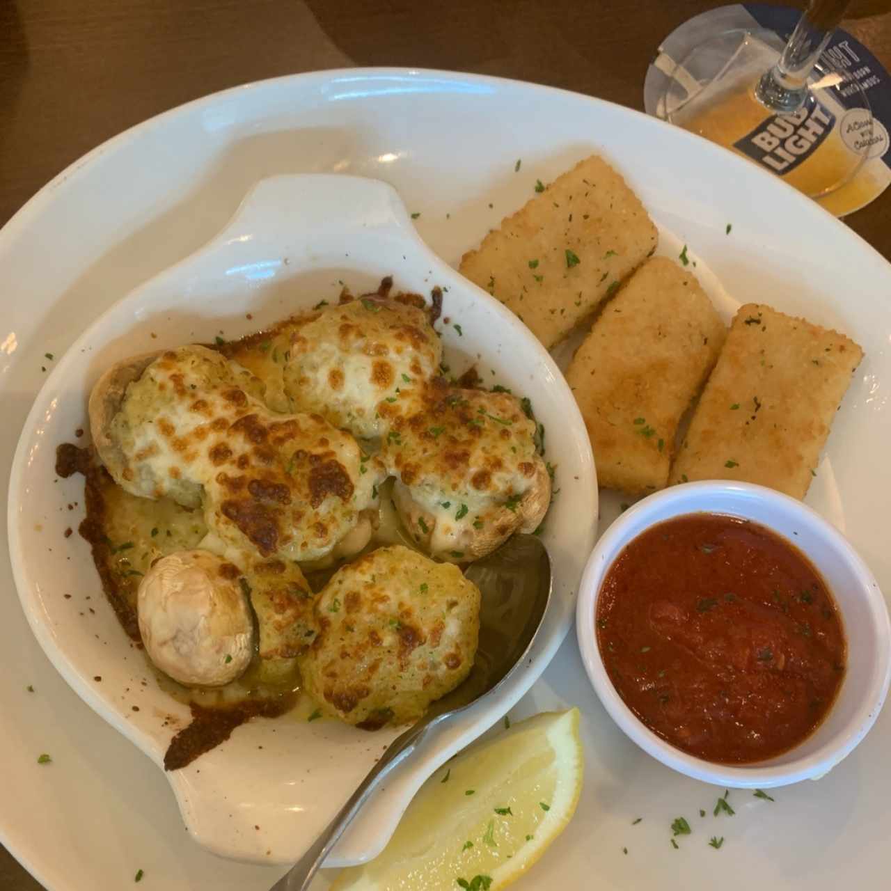 stuffed mushroom y fries mozarella