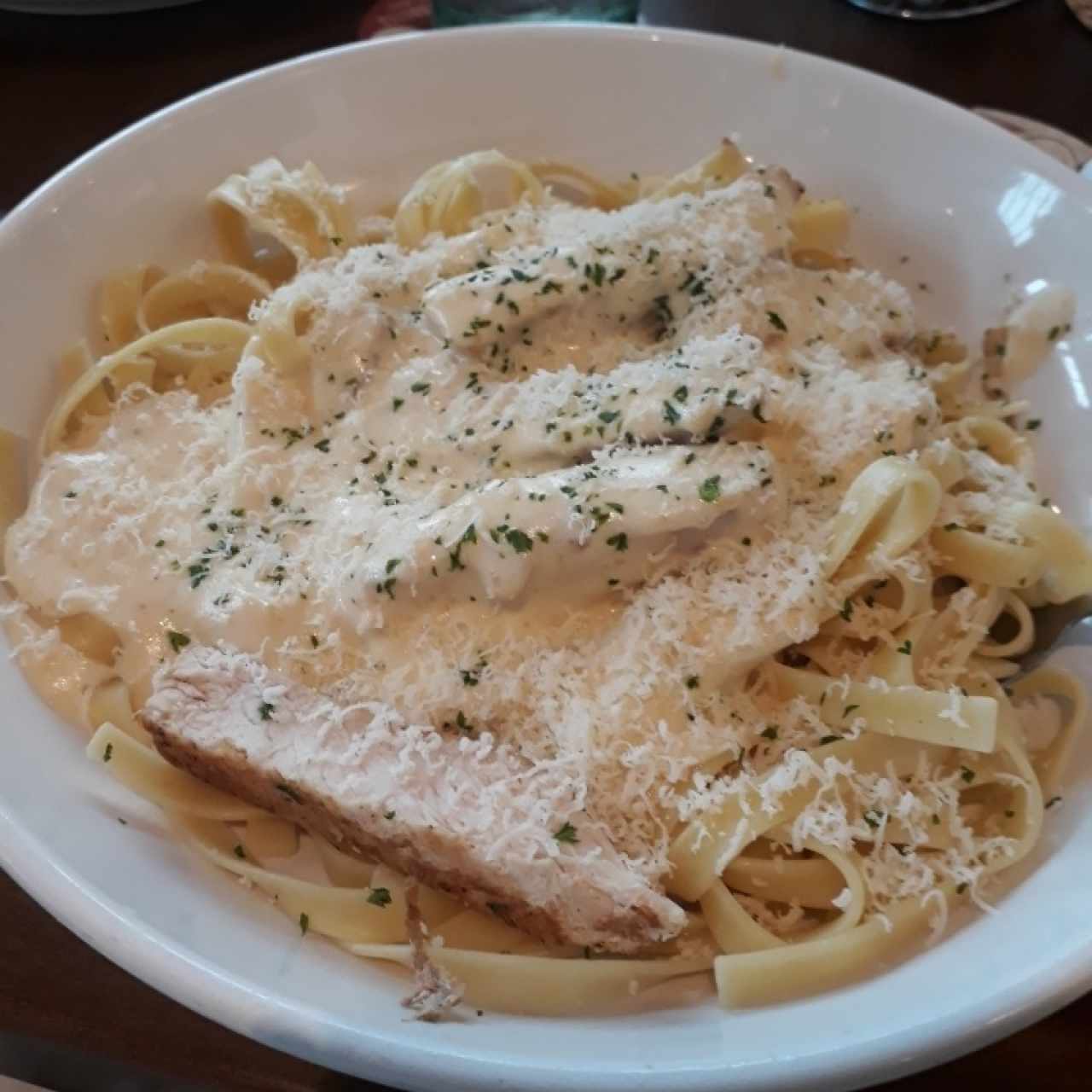 Chicken Alfredo