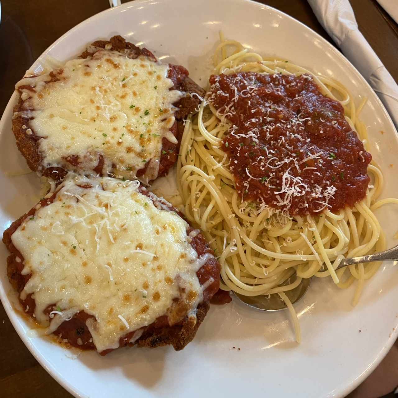 Clasicas Favoritas - Chicken Parmigiana