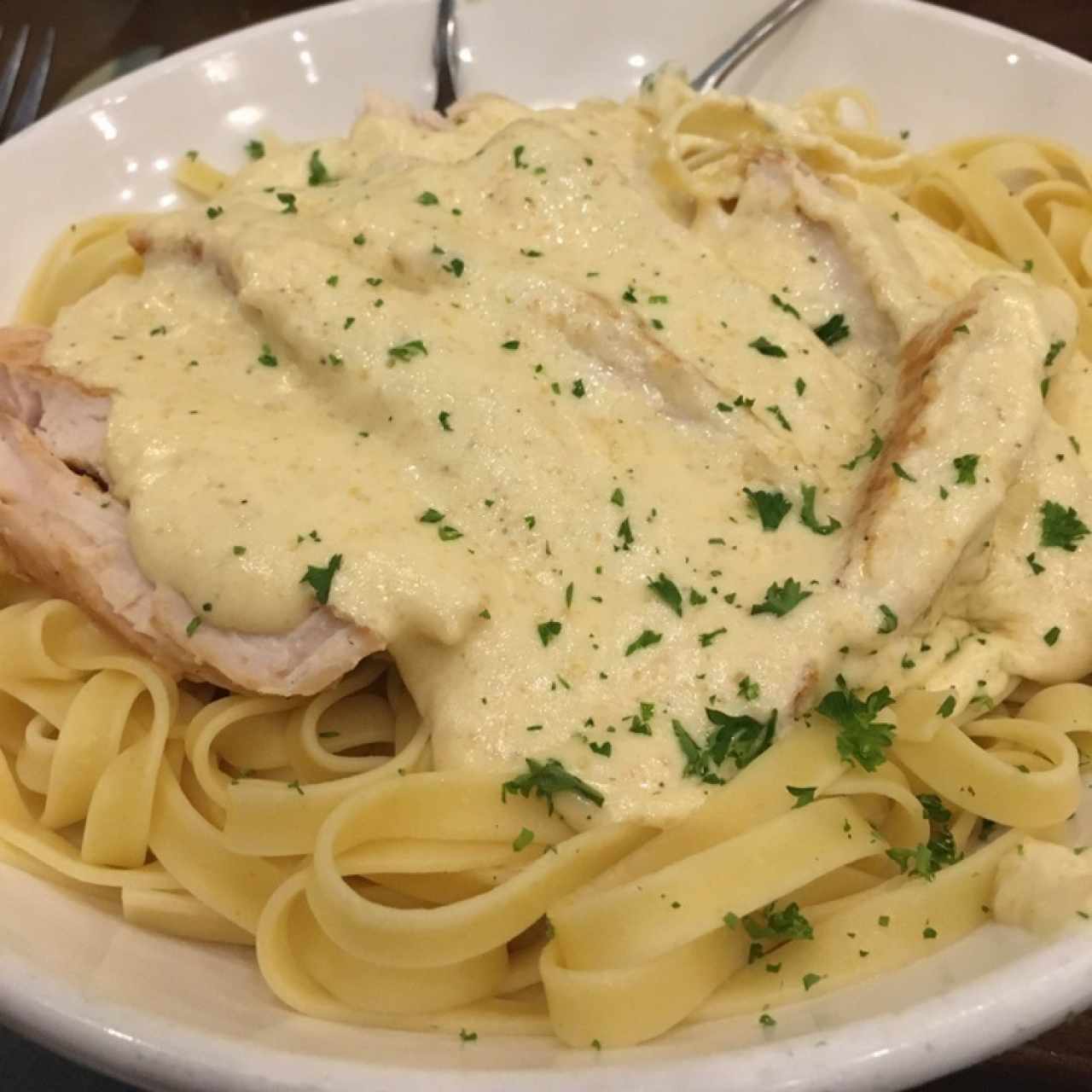 fettuccine de pollo