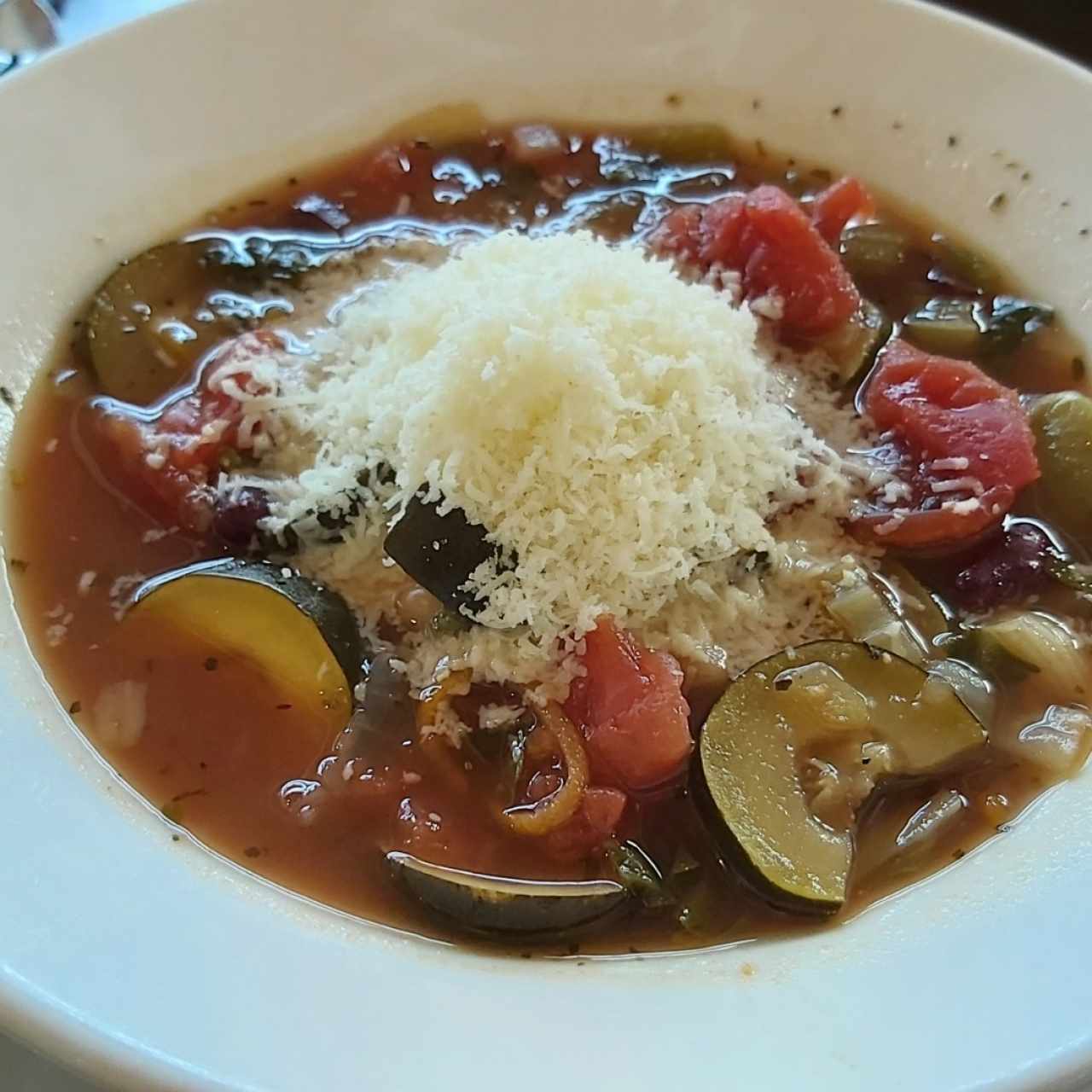 sopa minestrone