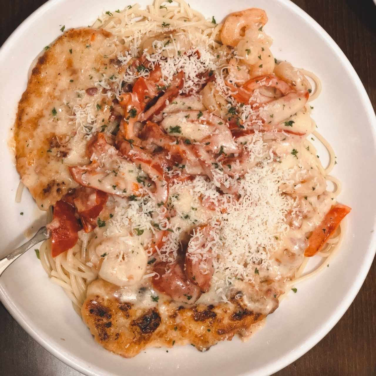 Pollo y Camarones a la Carbonara