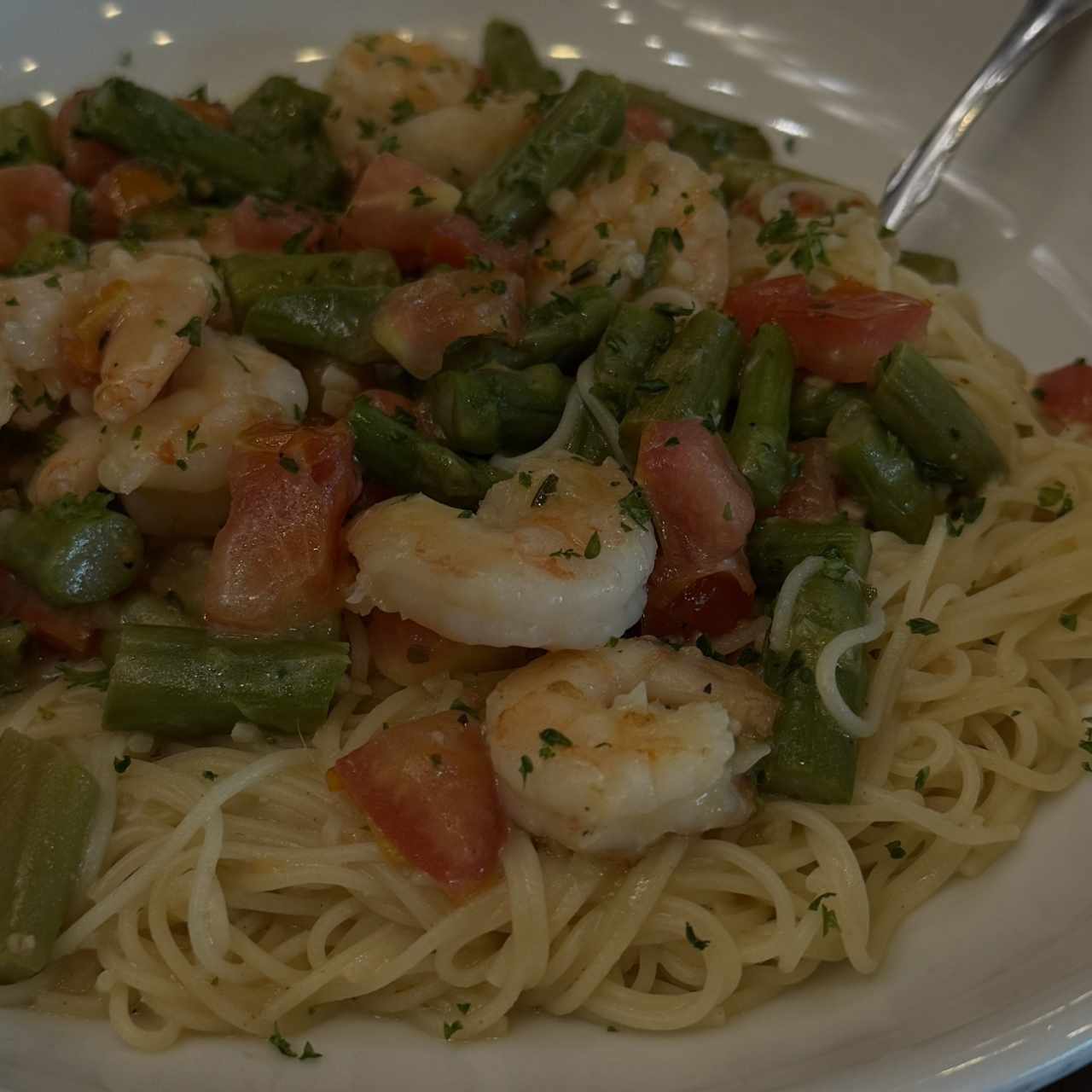 Gamba. Asparagus y pasta 